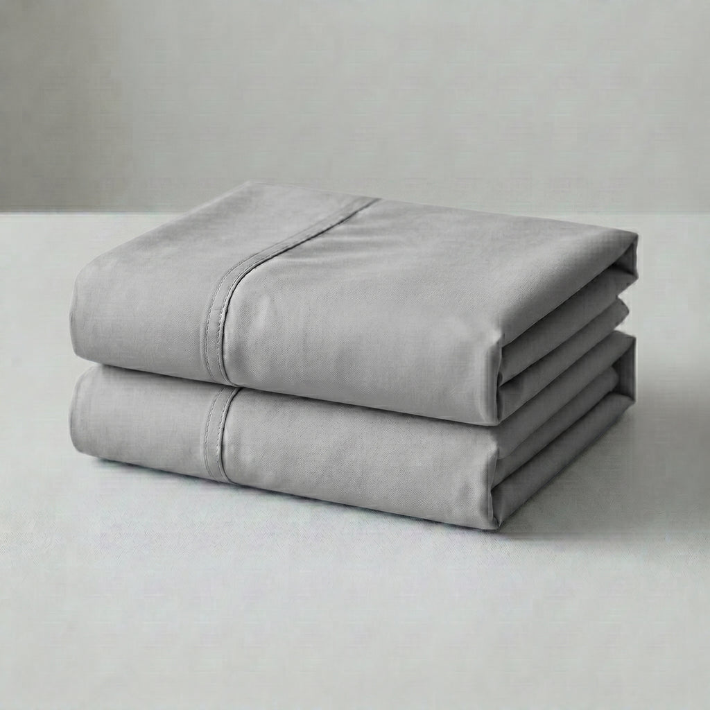 Ultra-Soft Microfiber Pillowcase Set of 2 (48 x 74 cm) – Breathable, Wrinkle-Resistant,  Smooth & Durable Pillow Covers – Easy Care Bedding (White, Navy, Gray, Teal)
