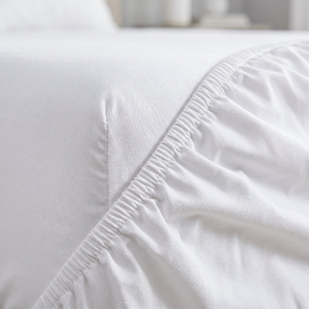 Ultra-Soft Microfiber Flat Bed Sheet – Lightweight, Breathable & Wrinkle-Resistant Top  Sheet (Twin/Full/Queen/King, Multiple Colors)